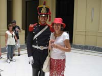 chris casa rosada guard