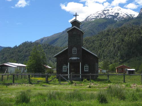 Wooden buildings along the Carretera Austral
