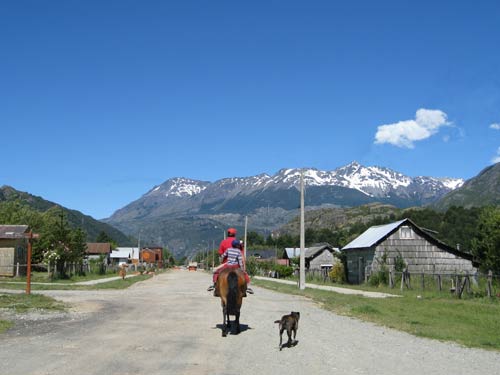 Main Street, Futaleufu