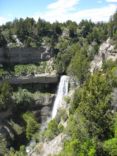 Around Trevelin, mountains and waterfalls